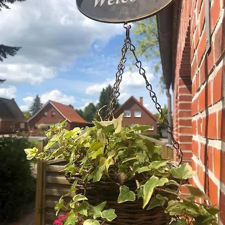 דירה Schoene In Suedlage Mit Terrasse